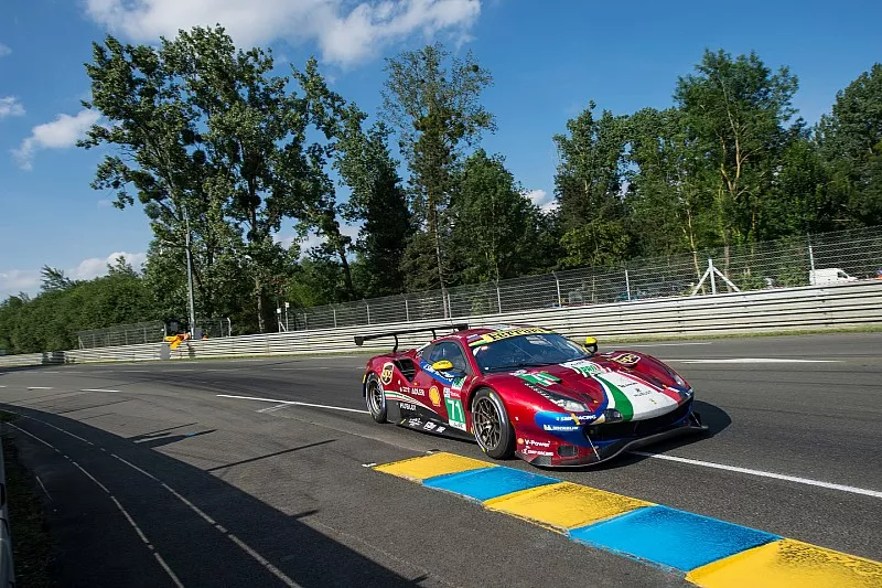 #71 AF Corse Ferrari 488 GTE EVO: Davide Rigon, Sam Bird, Miguel Molina
