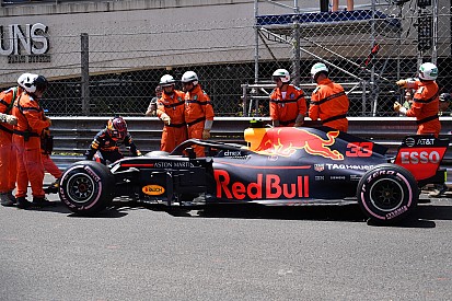 Verstappen acepta la culpa de su accidente en Mónaco