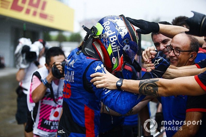 Brendon Hartley, Toro Rosso, celebra su gran clasificación con el equipo