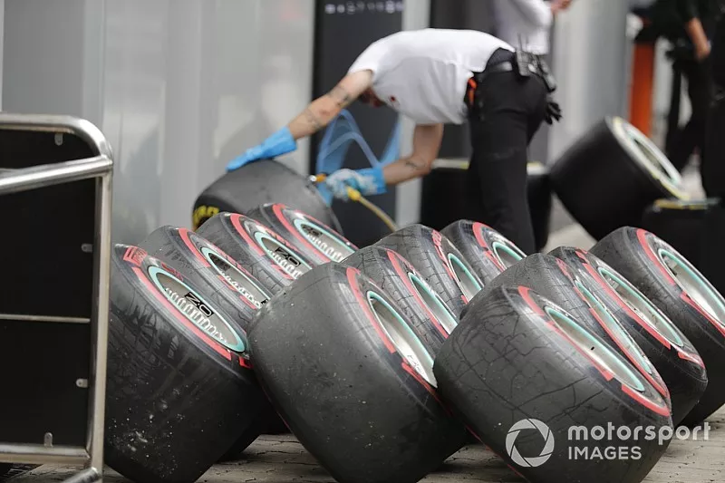 Neumáticos Pirelli Superblados después de lavados