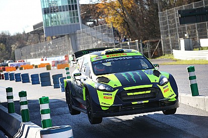 GALERI: Rossi beraksi di Monza Rally Show 2018