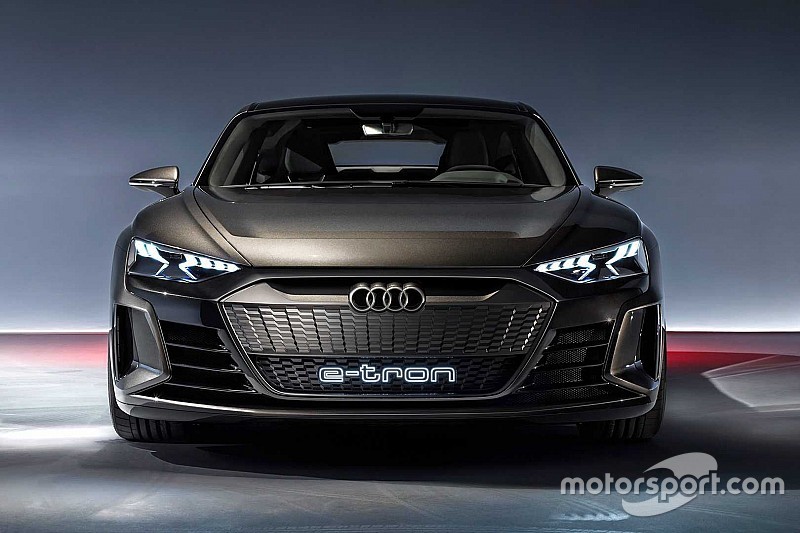 «Залізна людина» протестувала новий Audi e-Tron GT
