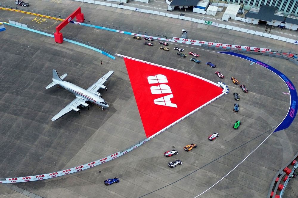 Salida en el ePrix de Berl&iacute;n