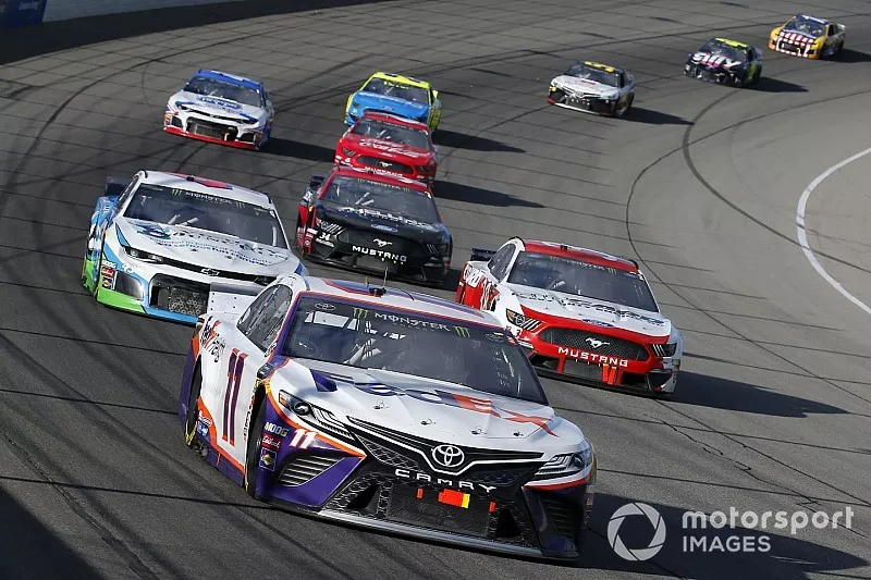  Denny Hamlin, Joe Gibbs Racing, Toyota Camry FedEx Freight and  Darrell Wallace Jr., Richard Petty Motorsports, Chevrolet Camaro Victory Junction