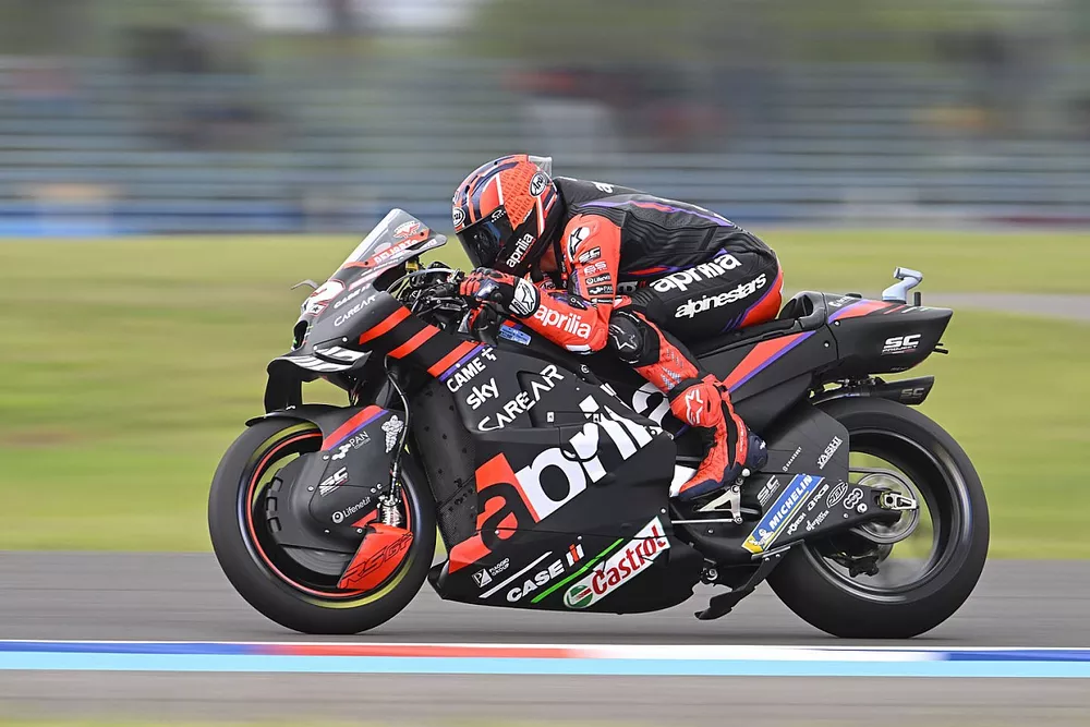 Maverick Vinales, Aprilia Racing Team