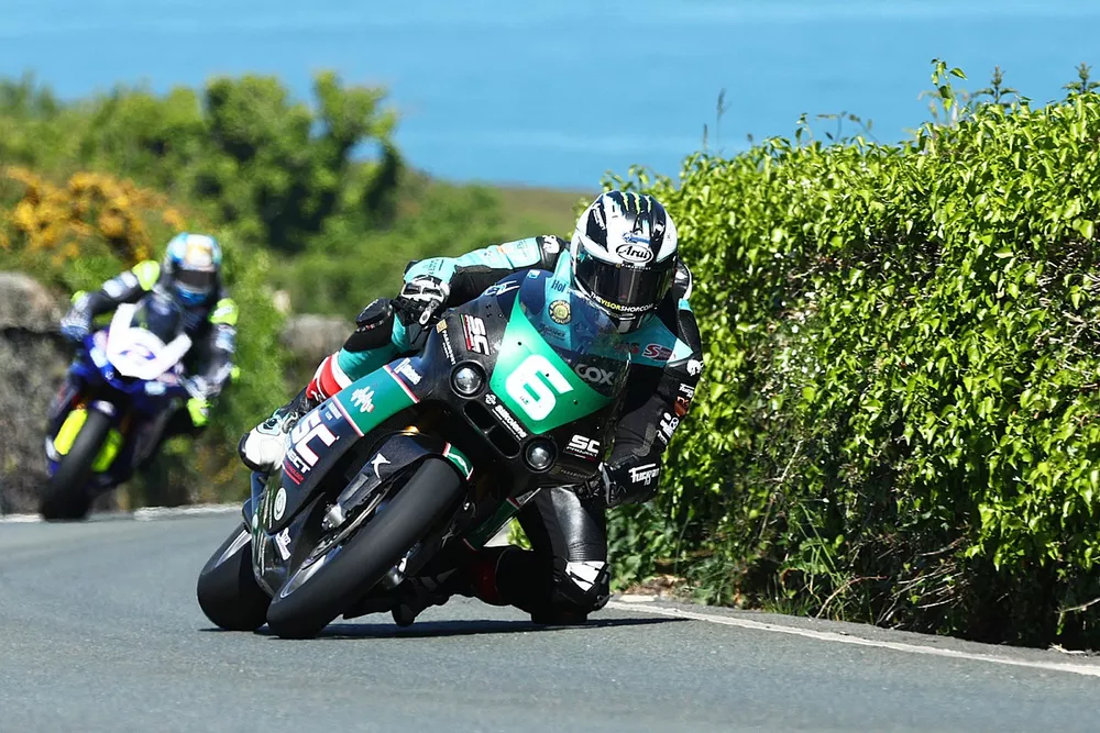 Michael Dunlop,  Supertwins