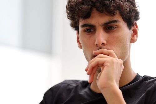 F1: Bortoleto faz as pazes com Antonelli, mas mantém opinião sobre manobra em Mônaco; Kimi responde