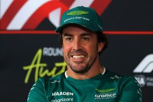 Alonso nawołuje do pracy i relaksu