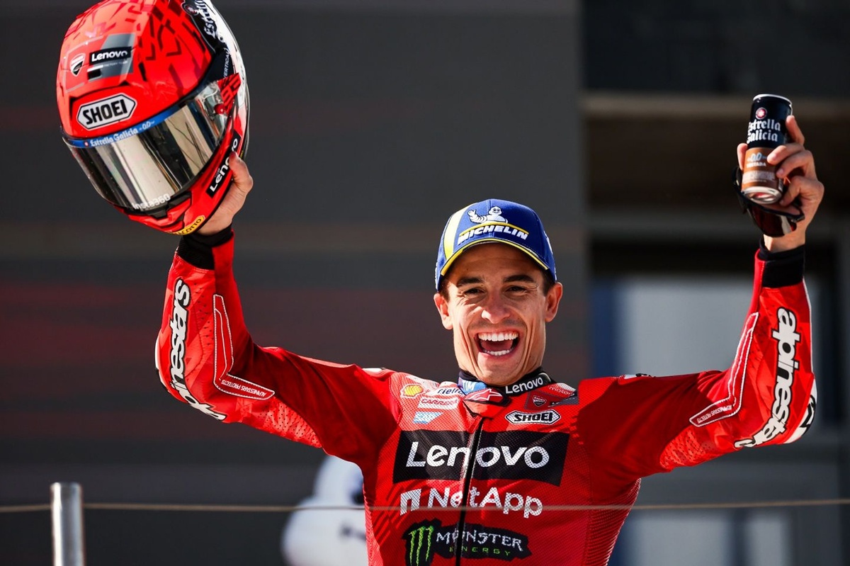 Márquez reste concentré : 