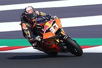 Acosta puede con Vietti en Misano y se escapa en la general de Moto2