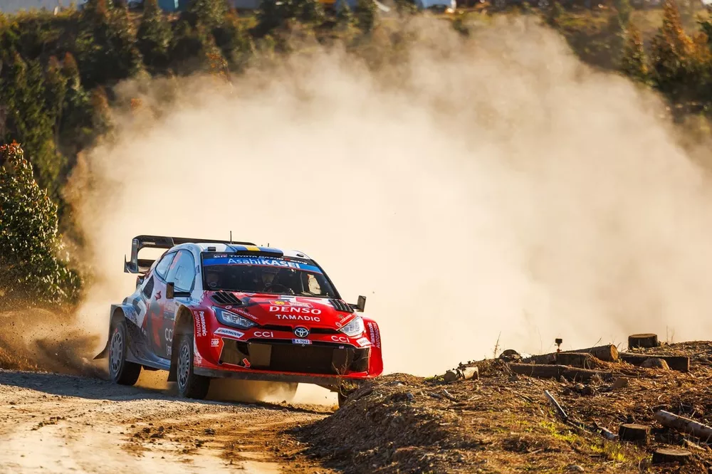 Oliver Solberg, Elliott Edmondson, Toyota Gazoo Racing WRT Toyota GR Yaris Rally1