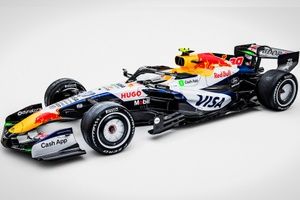F1 | Racing Bulls, nuovo look per la VCARB03: accanto al bianco spicca il blu Ford 