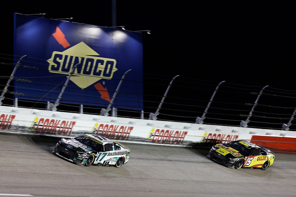 Chris Buescher, RFK Racing, BuildSubmarines.com Ford Mustang