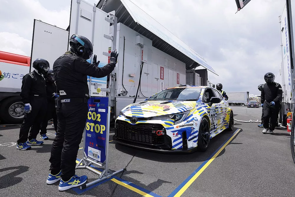 #32 ORC ROOKIE GR Corolla H2 concept