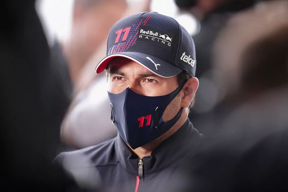 Sergio Pérez, Red Bull Racing habla con los medios de comunicación