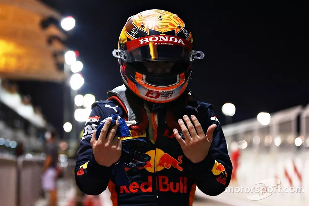 Yuki Tsunoda, Carlin