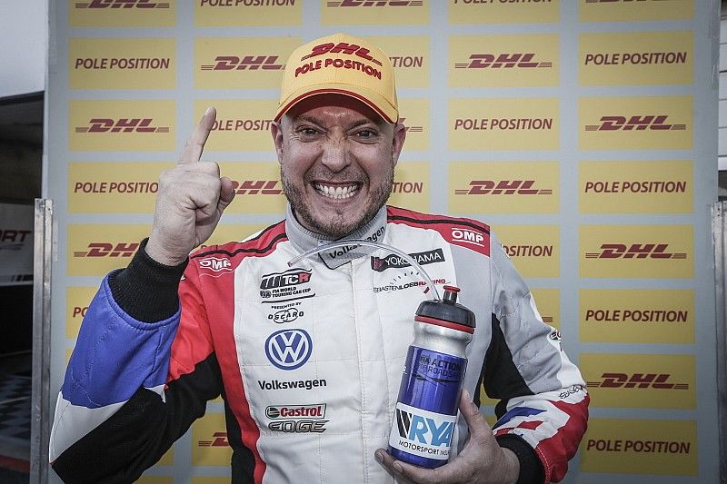 Pole position para Rob Huff, S&eacute;bastien Loeb Racing Volkswagen Golf GTI TCR