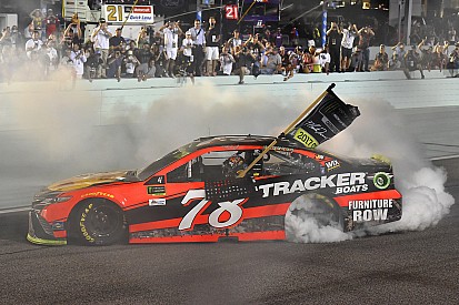NASCAR-Titel 2017: Martin Truex Jr. hält Kyle Busch in Schach