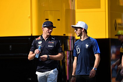 Havas gokartozással hangol az új szezonra Verstappen és Gasly