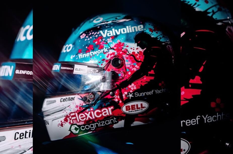 Fernando Alonso estrena casco 'samurái' para el GP de Singapur 2026