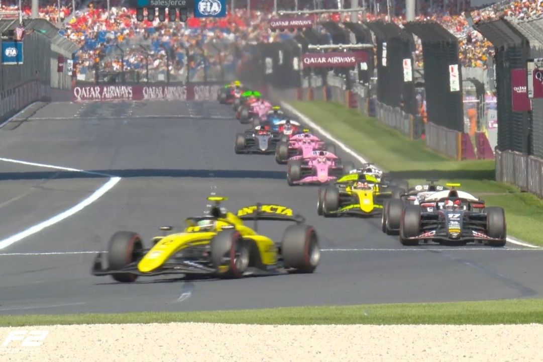 F2: Durkensen vence sprint caótica na Austrália; Câmara termina em 11° e Fittipaldi em 14°