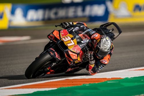 MotoGP: Acosta lidera TL2 para o GP de Val&ecirc;ncia &agrave; frente de Bezzecchi