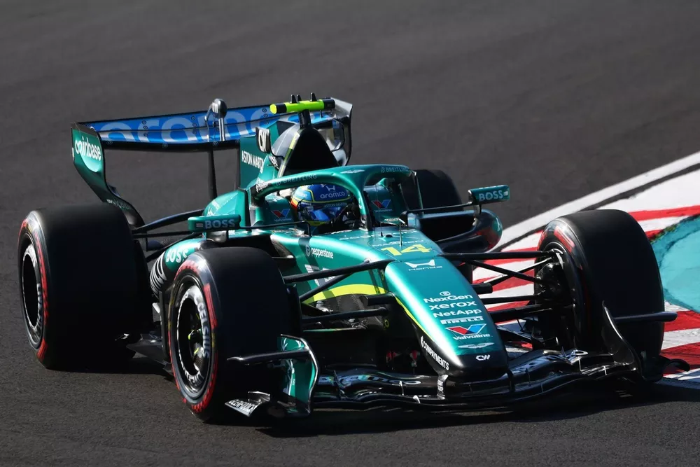 日本GP限定 F1 2026 アストンマーティン ホンダ アロンソ キャップ 昨日は振動をほぼ感じなかった……でも今日また出た」アストン・ホンダの