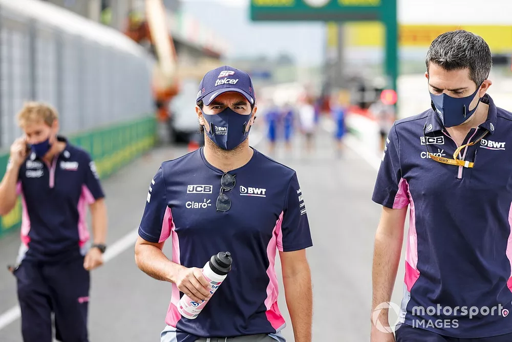 Sergio Perez, Racing Point walks the track with his engineers