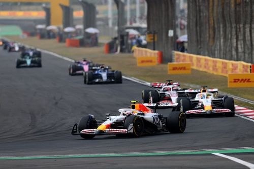 &iquest;C&oacute;mo se compara Hadjar con Tsunoda en su primera carrera en la F1?