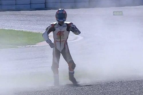Ogura cae en Valencia y Augusto Fern&aacute;ndez es campe&oacute;n de Moto2