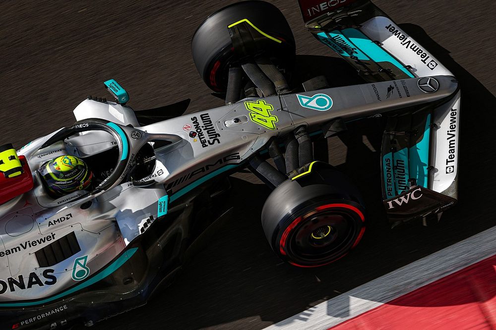 Lewis Hamilton, Mercedes W13