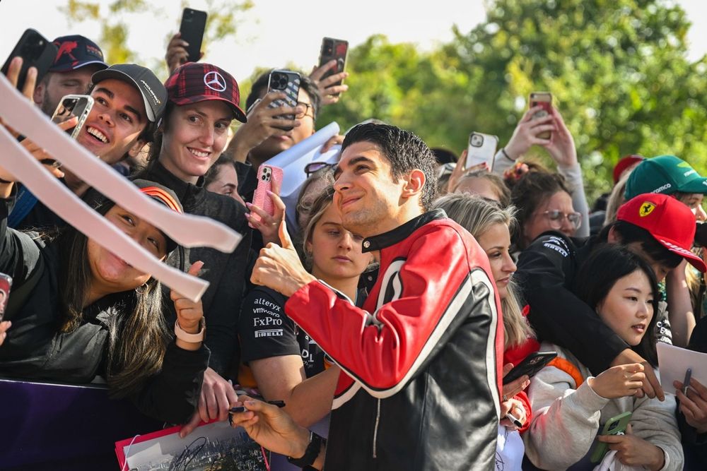 Esteban Ocon: Come Gestire Fan Ossessionati e Detrattori