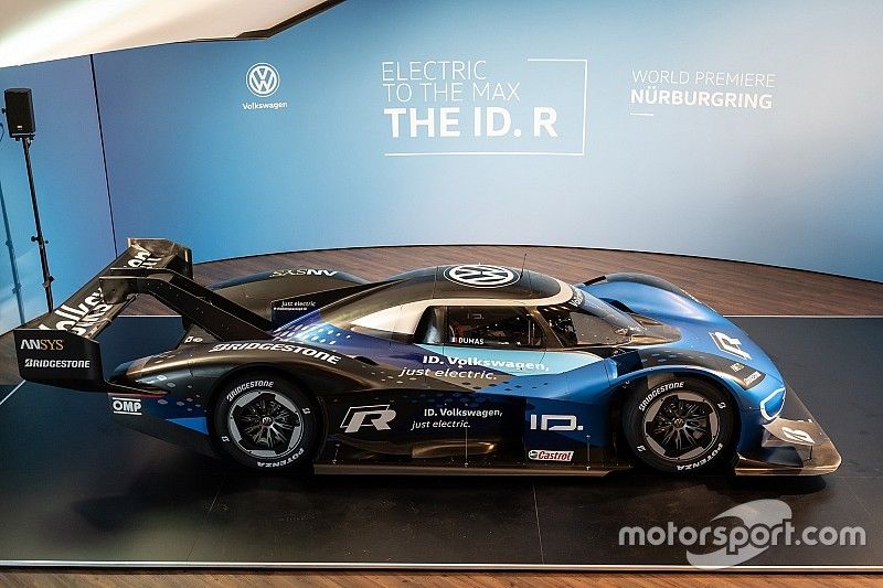 Il prototipo Volkswagen I.D. R preparato per fare il record al Nordschleife