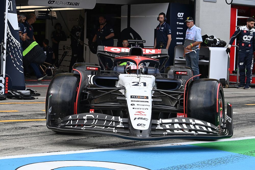 Nyck de Vries, AlphaTauri AT04