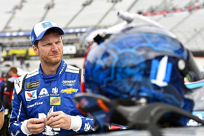 Dale Jr. wrecks at Bristol: "That ain’t no way to run anywhere"