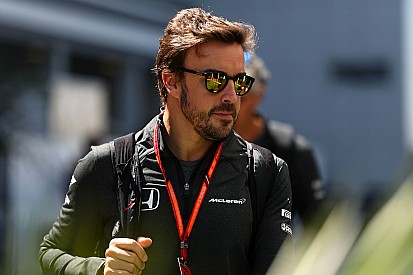 Alonso "prêt à discuter avec tout le monde" si McLaren ne progresse pas