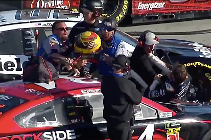 Fight breaks out on pit road during Cup qualifying at Phoenix