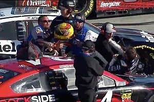 VIDEO: Suárez y McDowell se enfrascan en una pelea en la calificación en Phoenix