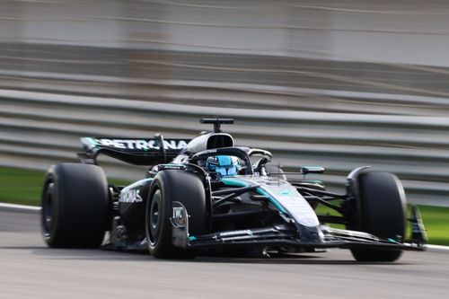 Russell supera por poco a Verstappen en el final de las pruebas de la F1 en Bahr&eacute;in