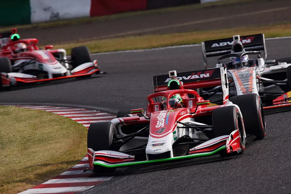 Sacha Fenestraz, KONDO RACING