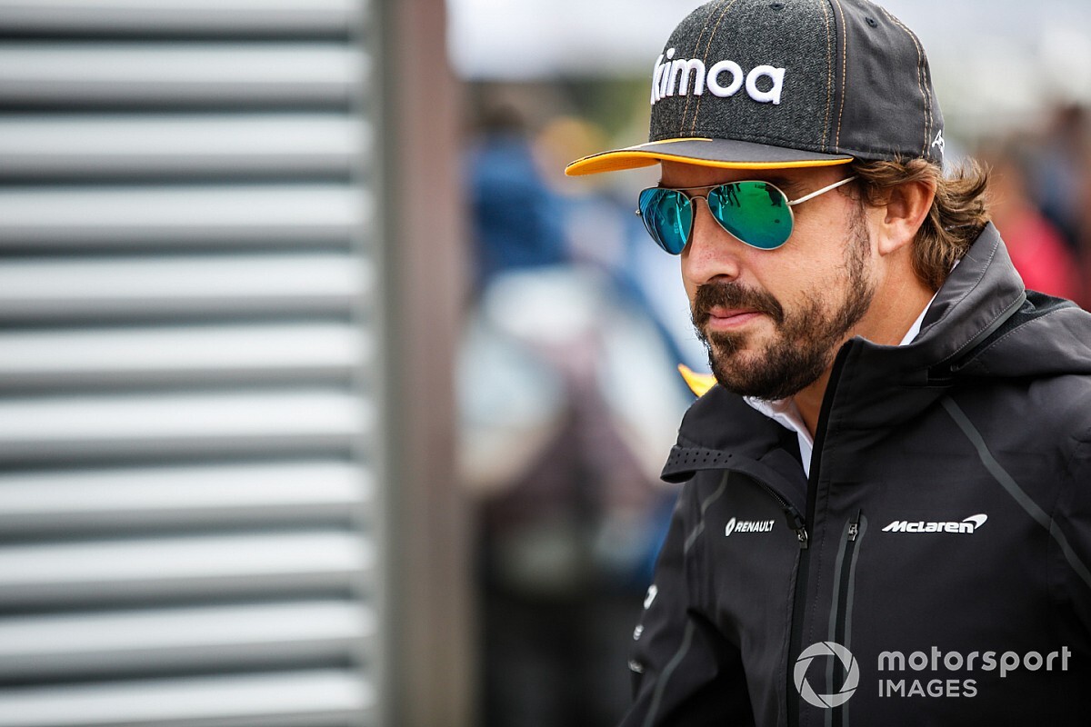 Alonso diz que está “revolucionando o automobilismo”