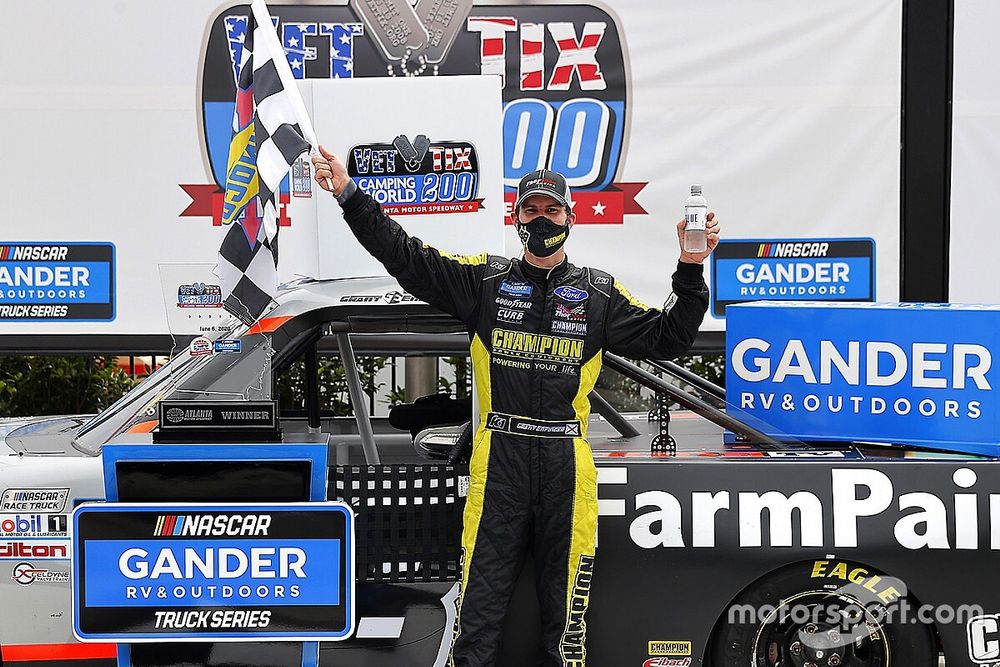 Race winner Grant Enfinger, ThorSport Racing Ford