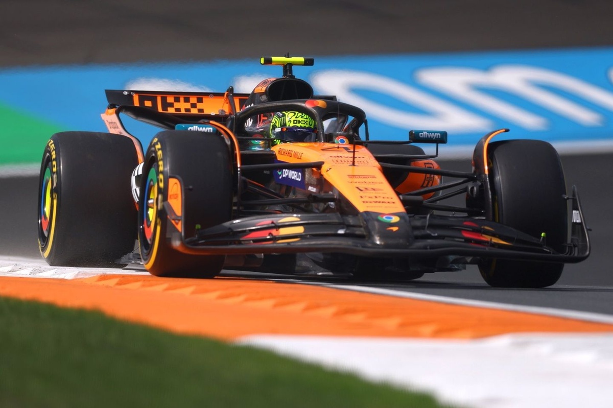 EL1 - McLaren démarre fort, Verstappen finit dans les graviers