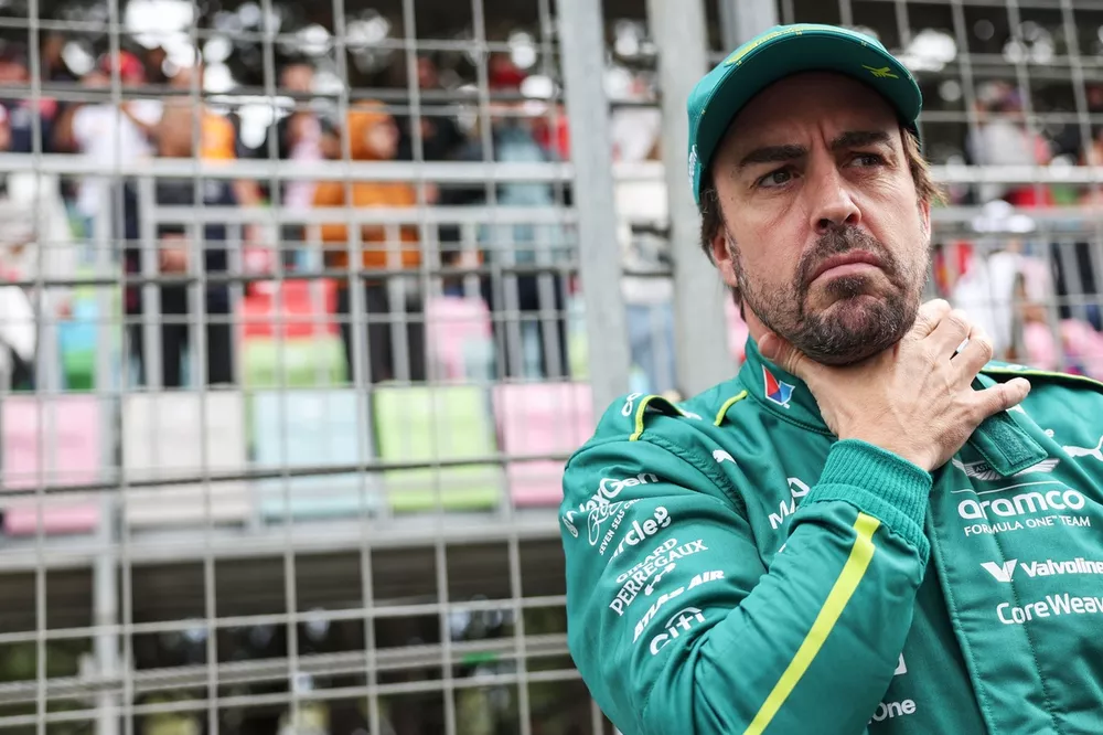 Fernando Alonso, Aston Martin Racing