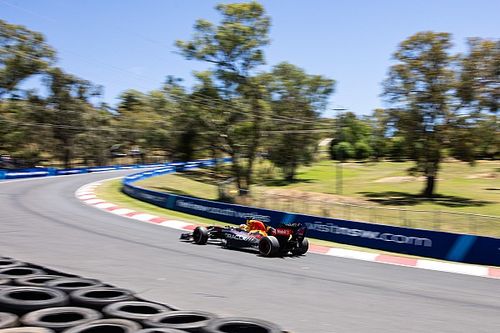 Lawson geniet van F1-demo op Bathurst: “Echt te gek”