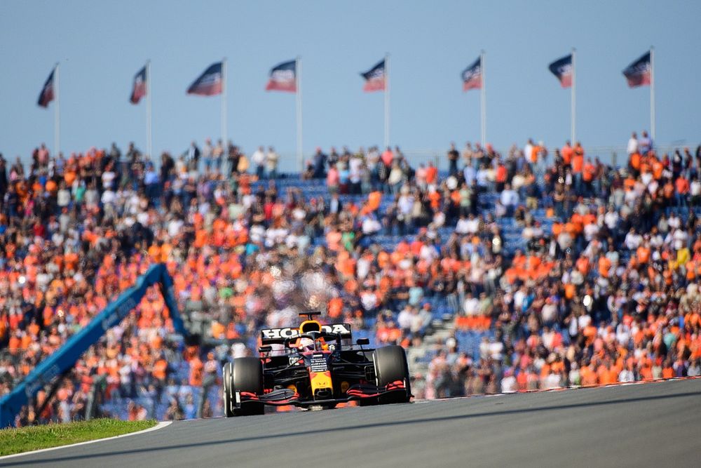 Max Verstappen, Red Bull Racing RB16B