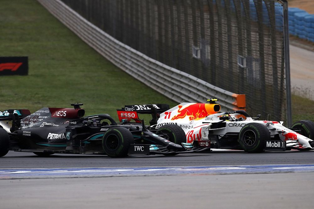 Lewis Hamilton, Mercedes W12, battles with Sergio Perez, Red Bull Racing RB16B