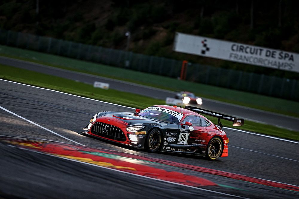 #88 AKKA ASP Mercedes-AMG GT3: Raffaele Marciello, Daniel Juncadella, Jules Gounon