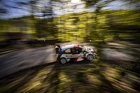 Katsuta spogląda na podium 