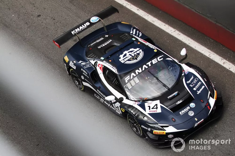 #14 Emil Frey Racing, Ferrari 296 GT3: Konsta Lappalainen, Ben Green